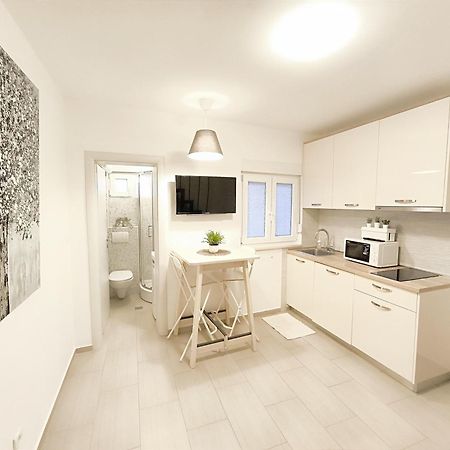 Central Apartment & Room Niko ספליט מראה חיצוני תמונה
