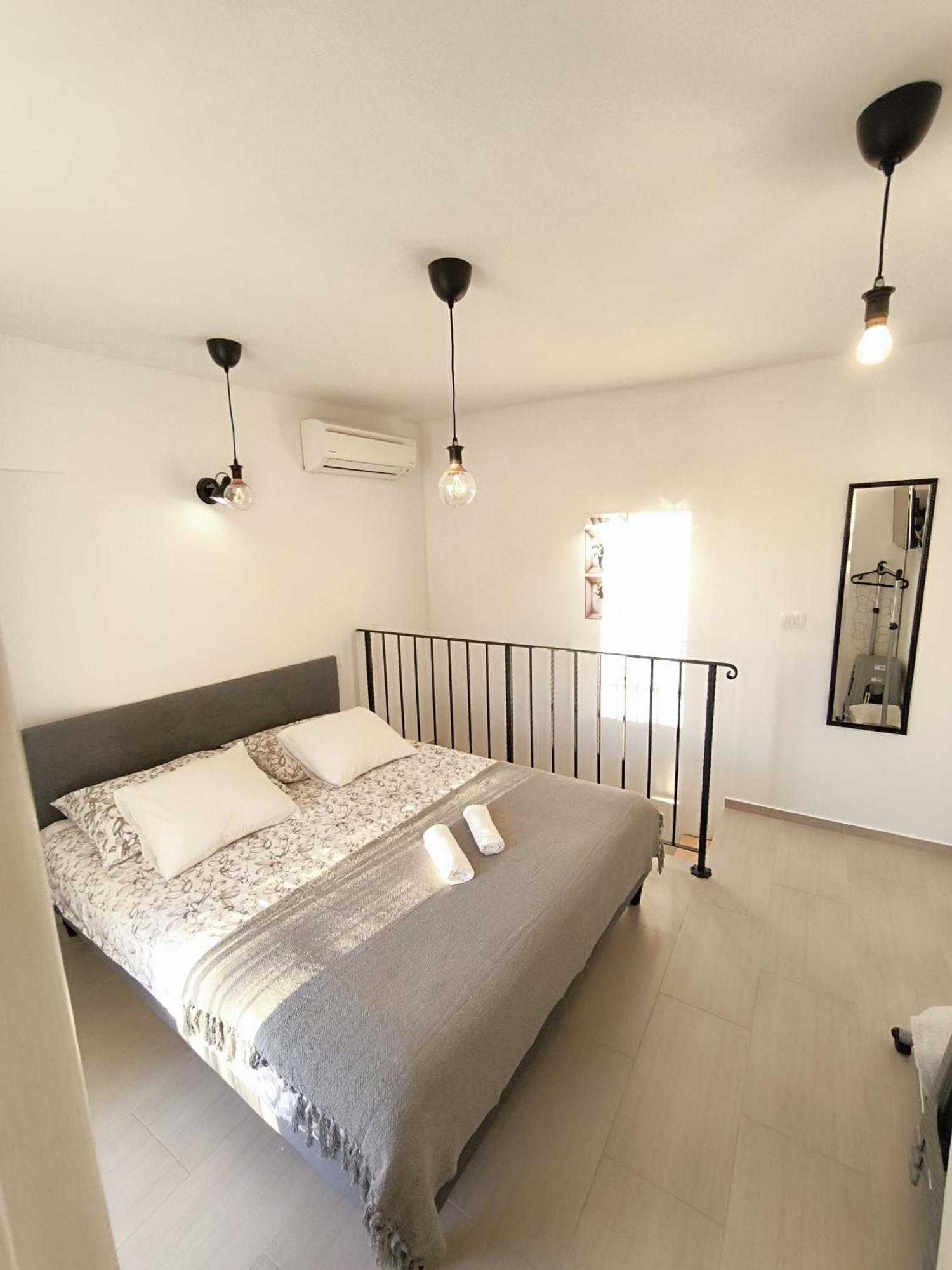 Central Apartment & Room Niko ספליט מראה חיצוני תמונה