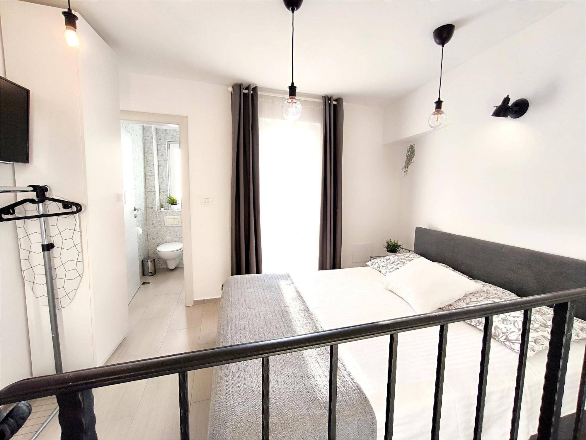 Central Apartment & Room Niko ספליט מראה חיצוני תמונה
