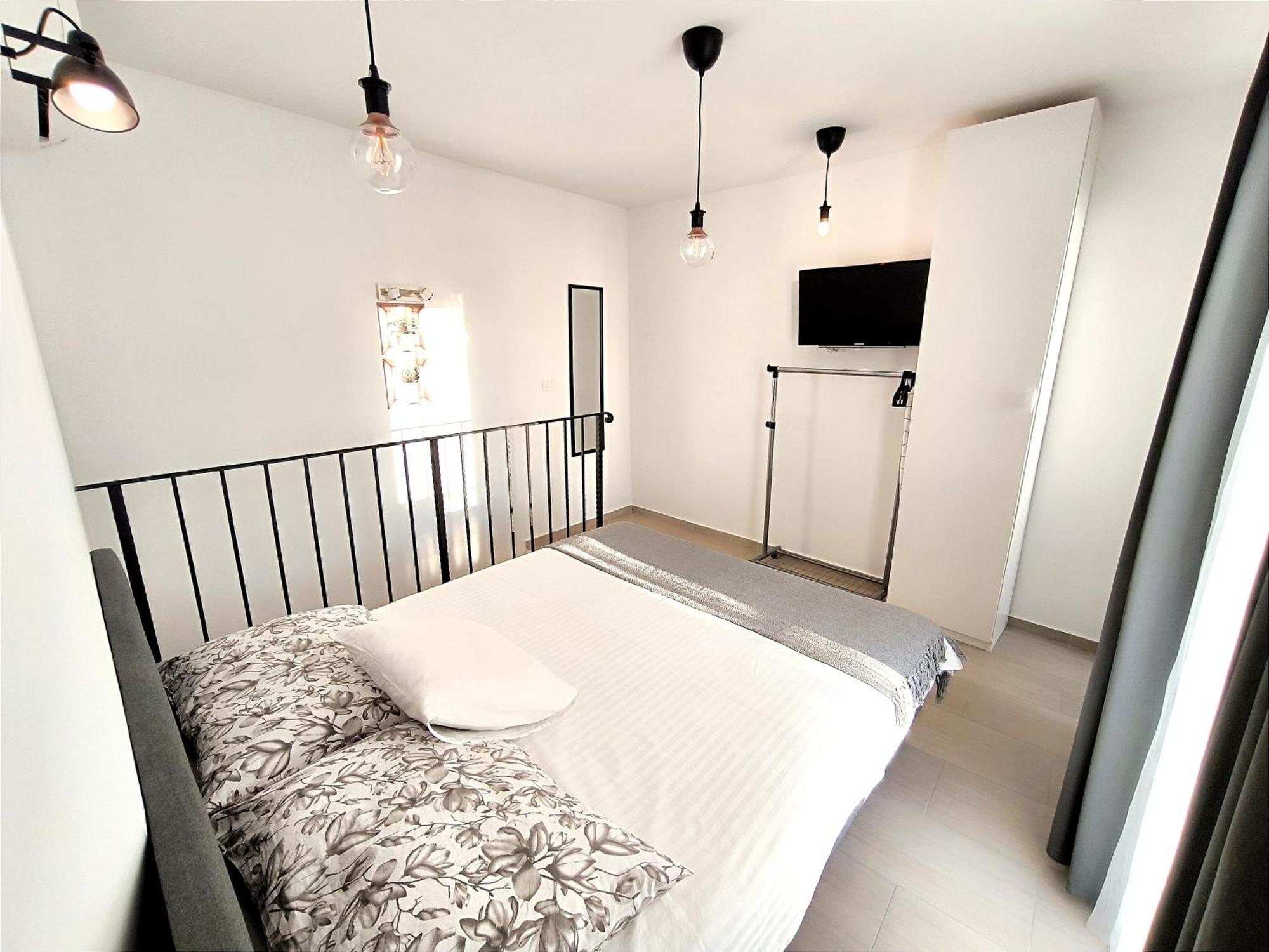 Central Apartment & Room Niko ספליט מראה חיצוני תמונה